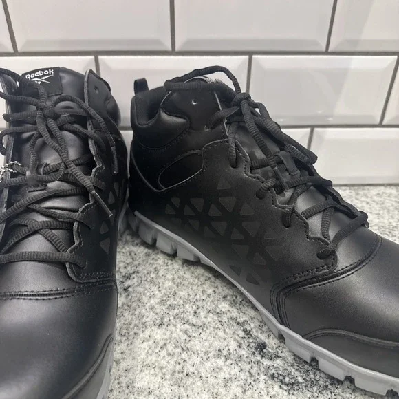 Reebok Sublite Cushion Mid Cut RB4144Shoes Men's‎ Work-boots 11.5 Wide Black